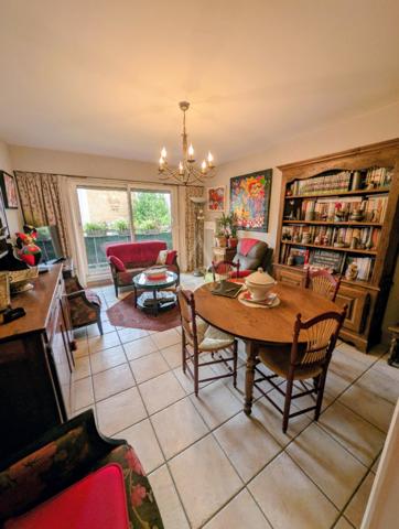 MAGNIFIQUE APPARTEMENT T3 56.68M² AVEC BALCON SUR LE QUAI VICTOR HUGO