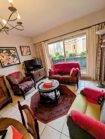 MAGNIFIQUE APPARTEMENT T3 56.68M² AVEC BALCON SUR LE QUAI VICTOR HUGO