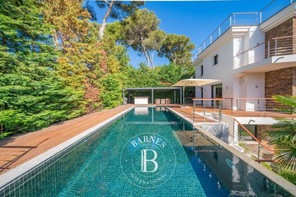 Antibes, Villa 5 Chambres -  255 m² à vendre
