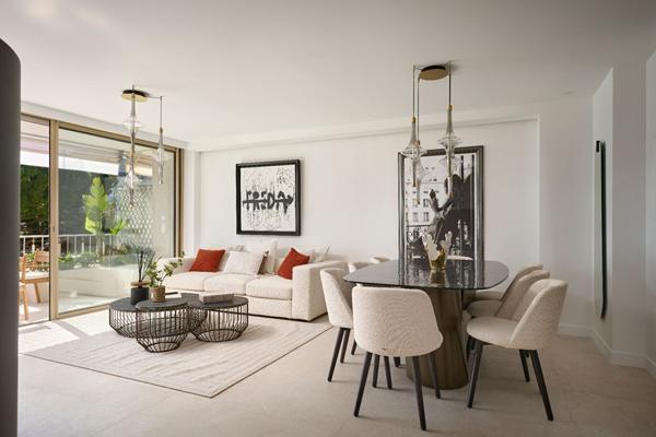 Cannes - Palm Beach - Vue mer panoramique & accès direct à la plage - 4 pièces 101.32 m²