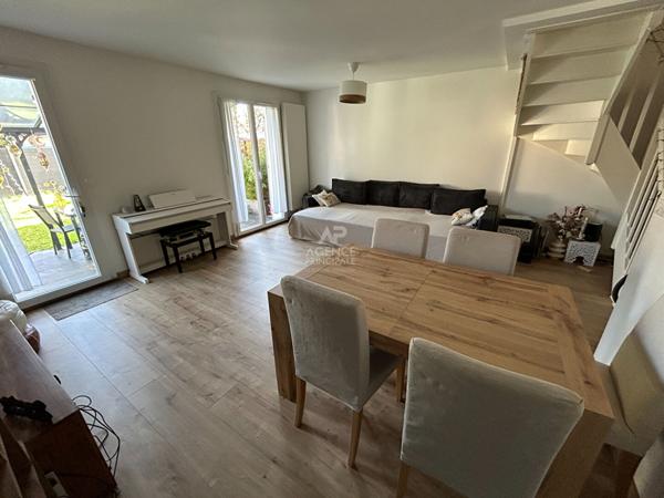Maison Carrières Sous Poissy 5 pièce(s) €349 000 ** - Référence 9106