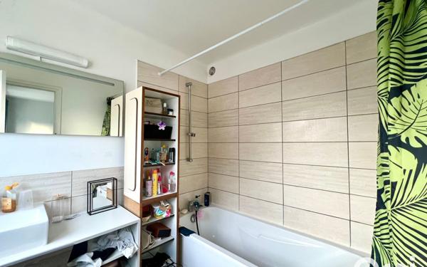 Appartement à vendre    3 pièces • 74 m2 Calais