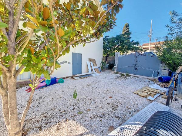 Maison Toulon de 6 pièces de 130 m² et garage