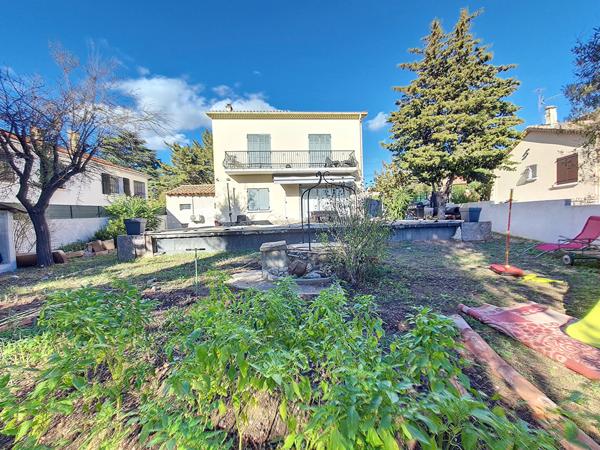Maison Toulon de 6 pièces de 130 m² et garage