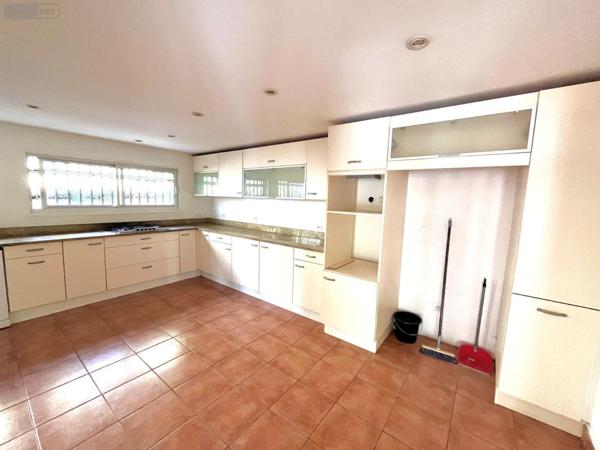 Propriete à vendre à La-Montagne à la Réunion (97417), ref : 97424/162   
LA MONTAGNE