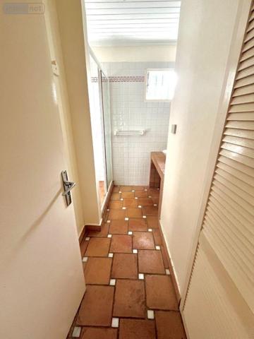 Propriete à vendre à La-Montagne à la Réunion (97417), ref : 97424/162   
LA MONTAGNE