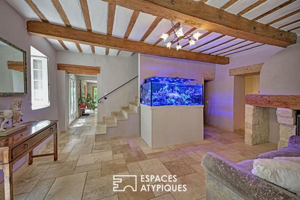 Mas de Caractère rénové sur domaine privé de 3,9 hectares