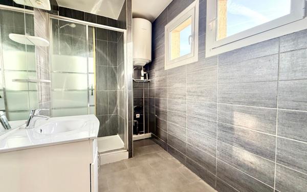 Appartement à vendre    3 pièces • 56 m2 Morangis