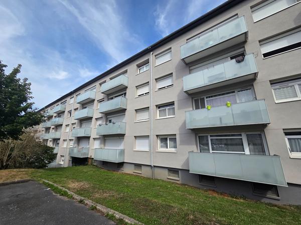 Appartement  3 pièce(s) 65 m2 avec balcon