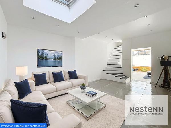 Exclusivement dans votre agence NESTENN Calais : Maison ATYPIQUE rénovée - Emplacement idéal