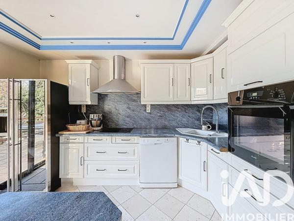 Maison à vendre 7 pièces 161,59 m² Le Plessis-Trévise