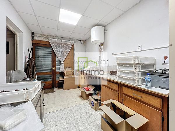 Local commercial Faches Thumesnil