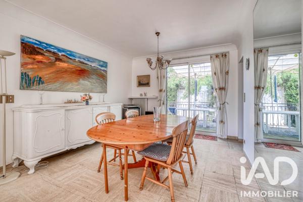 Maison à vendre 10 pièces 225 m² Crécy-la-Chapelle