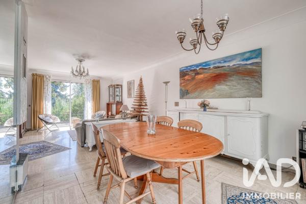 Maison à vendre 10 pièces 225 m² Crécy-la-Chapelle