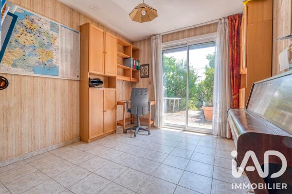 Maison à vendre 10 pièces 225 m² Crécy-la-Chapelle