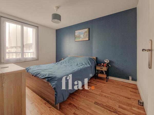 Appartement T3 55 m2 / quartier Longchamp + PARKING + BALCON