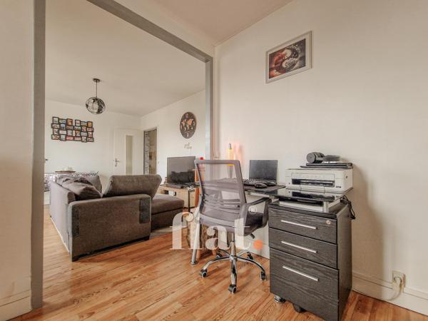 Appartement T3 55 m2 / quartier Longchamp + PARKING + BALCON