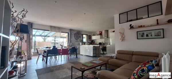 Maison à SAINTE-PAZANNE, 44680 - 7 pièces 145m²