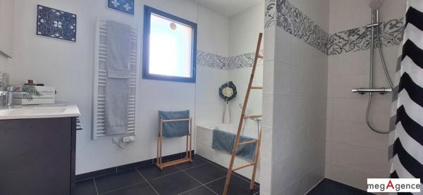 Maison à SAINTE-PAZANNE, 44680 - 7 pièces 145m²