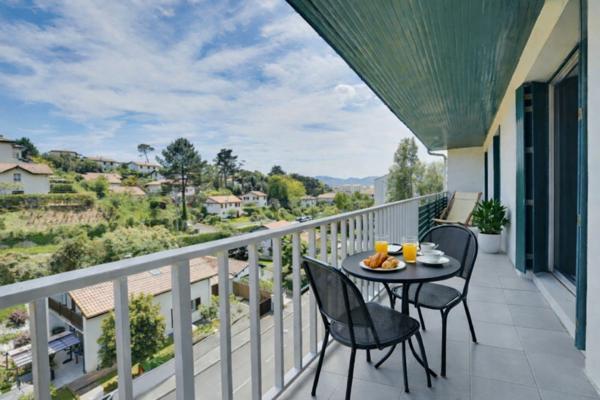 Saint-Jean-de-Luz (64500) SAINT JEAN DE LUZ Bel appartement T4 spacieux et lumineux proche Sainte-Barbe et Océan