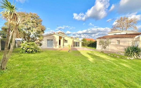 Maison à vendre    6 pièces •  Eysines