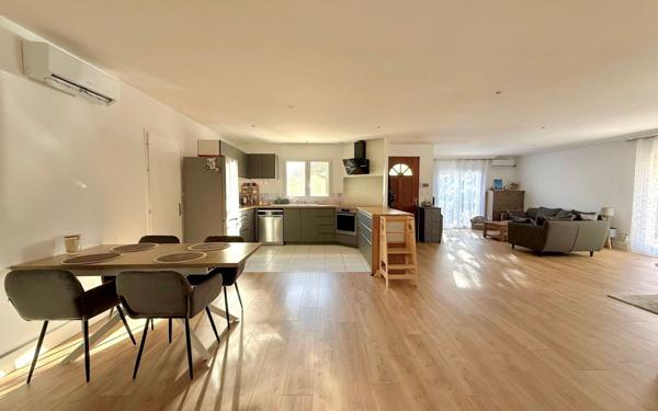 Maison à vendre    6 pièces •  Eysines