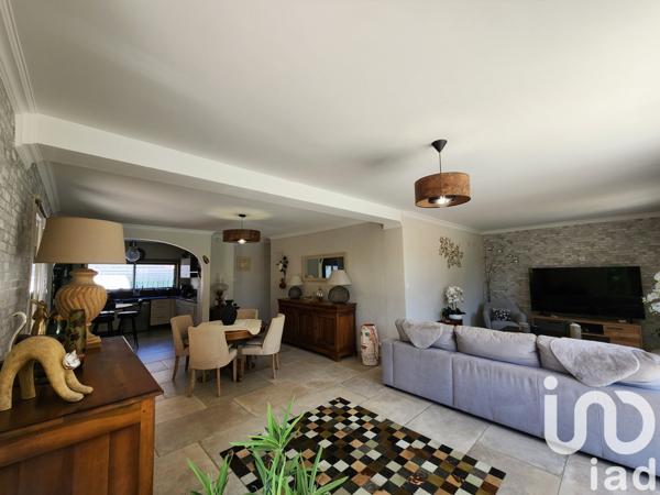 Maison à vendre 4 pièces 102 m² Arles