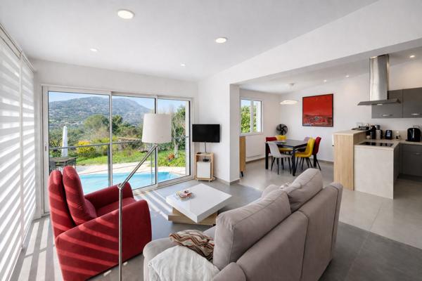 Maison La Gaude 7 pièce(s) 185 m2