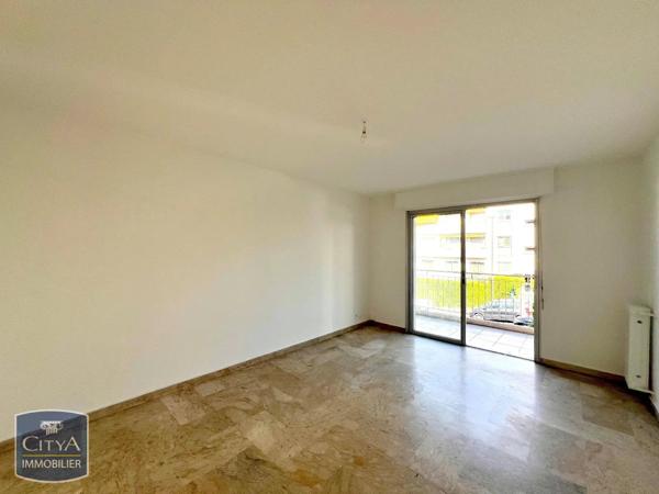 Appartement à louer 2 pièces 47.03m² Le Cannet (06110)