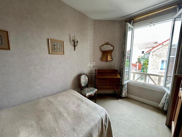 Maison 4 pièce(s) 75 m2 €299 000 ** - Référence 1117