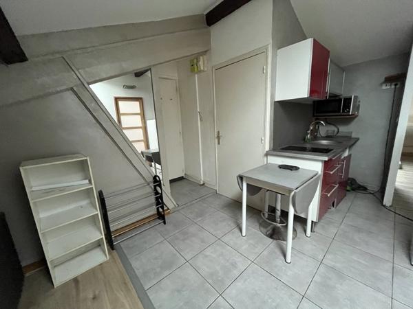 Appartement à vendre |  Oullins |  2 pièces | 21,5 m²