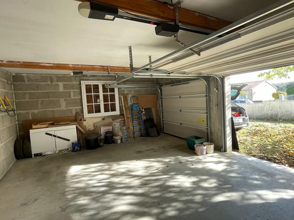 Nouaille Maupertuis - Maison de type 8 , Nouaille maupertuis