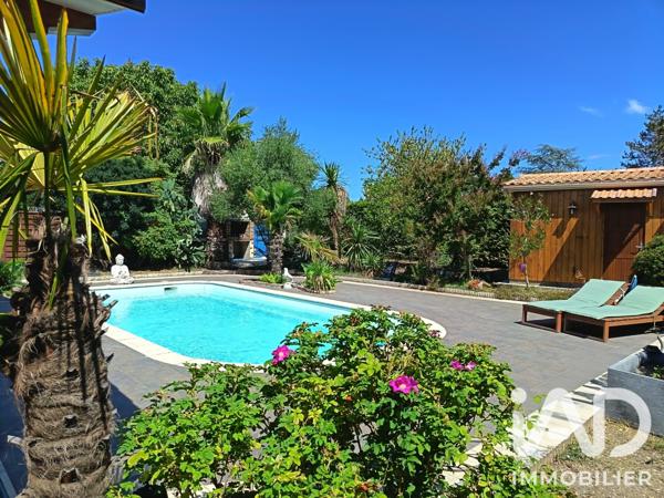 Maison à vendre 4 pièces 185 m² Coutras