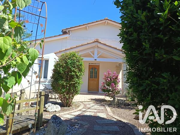 Maison à vendre 4 pièces 185 m² Coutras