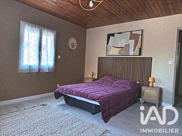 Maison à vendre 4 pièces 185 m² Coutras