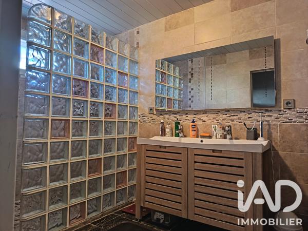 Maison à vendre 4 pièces 185 m² Coutras