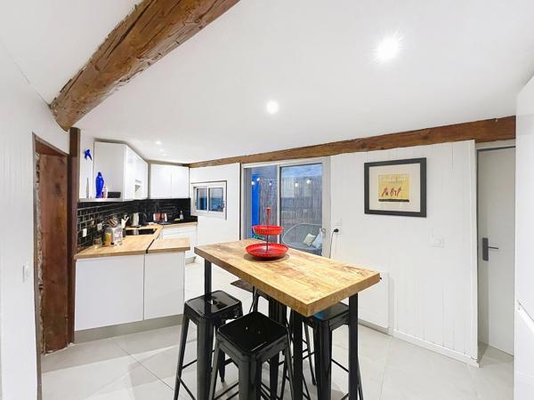 Élégante maison de village rénovée avec cour privée, Claira
