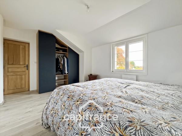 EXCLUSIVITÉ – Magnifique maison bressane de prestige entièrement rénovée – 214 m² – Terrain de 2 600 m²