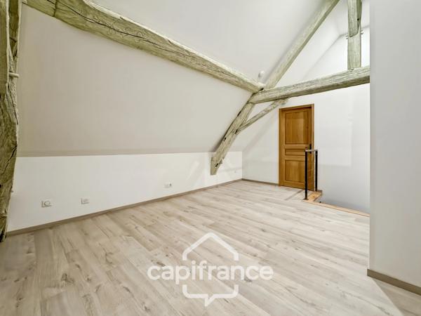 EXCLUSIVITÉ – Magnifique maison bressane de prestige entièrement rénovée – 214 m² – Terrain de 2 600 m²