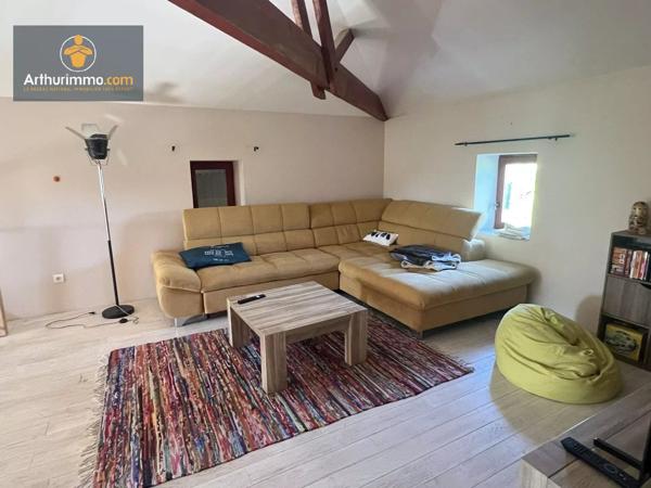 Vente                                                      Maison
                        
                     9 pièces                      285 m2                     à Marmande