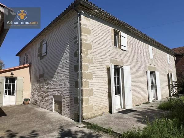 Vente                                                      Maison
                        
                     9 pièces                      285 m2                     à Marmande