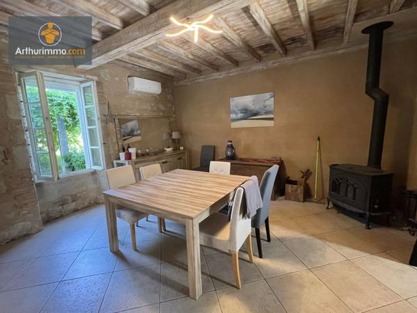 Vente                                                      Maison
                        
                     9 pièces                      285 m2                     à Marmande