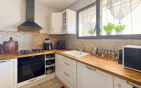 Appartement à vendre    3 pièces • 65 m2 La Valette-du-Var