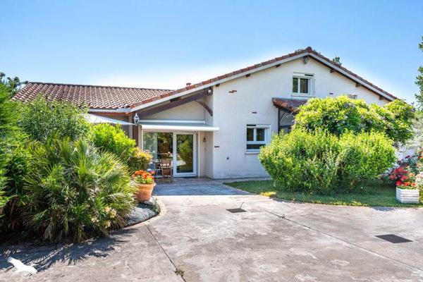 Maison à vendre 317 700 € Estillac 7 p 176,5 m² DPE D