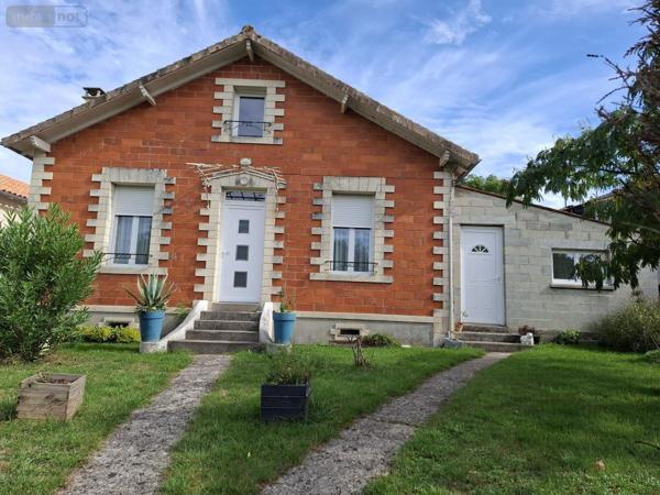 Maison à vendre à Pons en Charente-Maritime (17800), ref : 17111-689