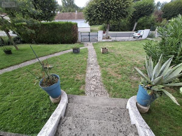 Maison à vendre à Pons en Charente-Maritime (17800), ref : 17111-689