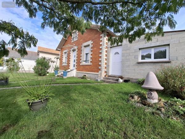 Maison à vendre à Pons en Charente-Maritime (17800), ref : 17111-689