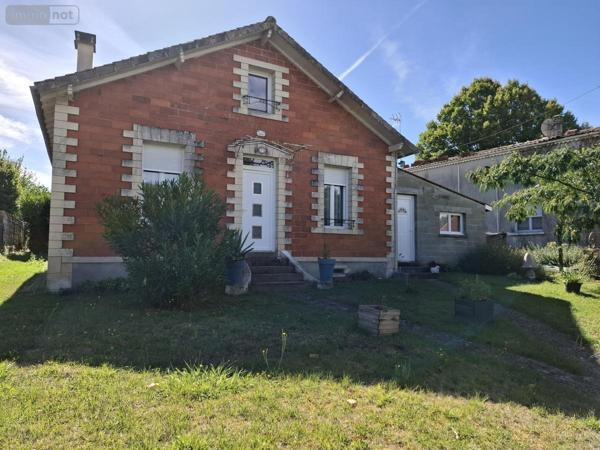 Maison à vendre à Pons en Charente-Maritime (17800), ref : 17111-689