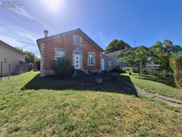 Maison à vendre à Pons en Charente-Maritime (17800), ref : 17111-689