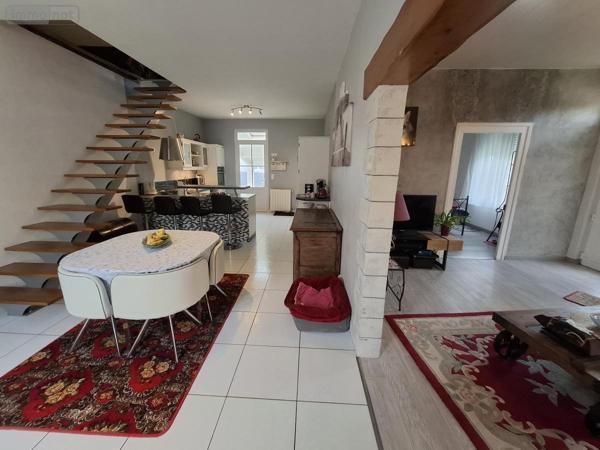 Maison à vendre à Pons en Charente-Maritime (17800), ref : 17111-689